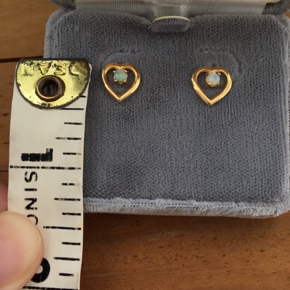 [ VINTAGE Mervyn’s 14KT Gold Opal Stud Earrings ] - Picture 5 of 6
